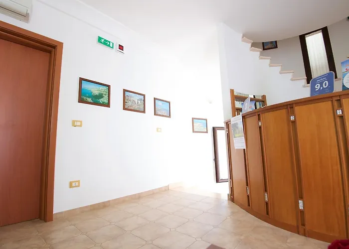 住宿加早餐酒店 Nilosira