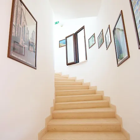 Bed and breakfast Nilosira 3*